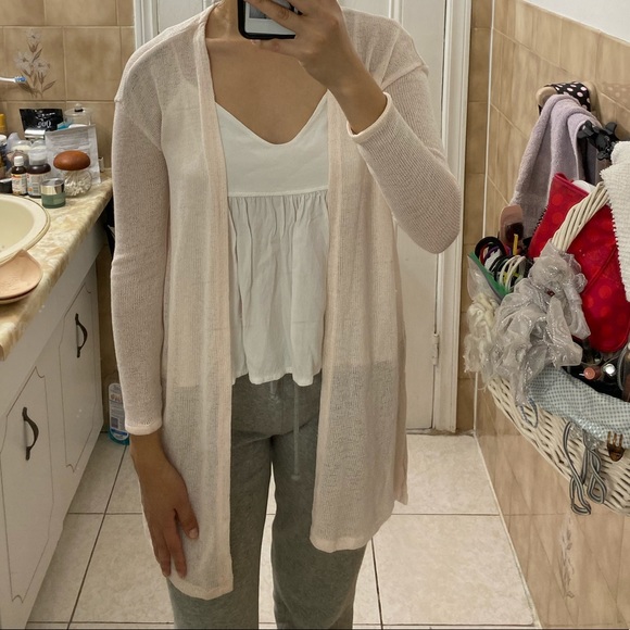buy1get1 50% off!- H&M Light Pink Cardirgan - Picture 4 of 4